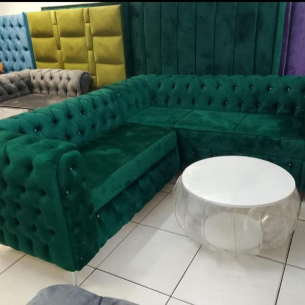 3-Seater Couch – Comfort and Style for Your Living Room