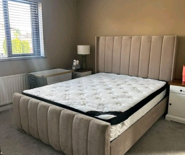 Sleigh base with 1 drawer
